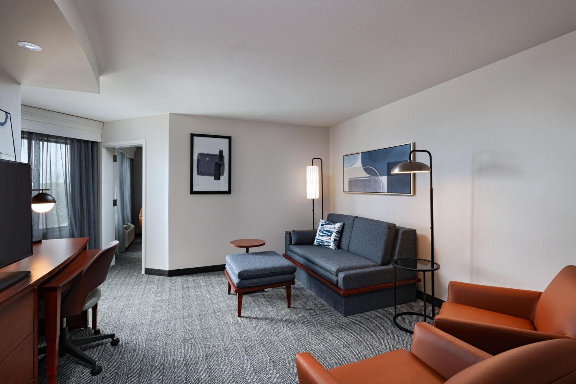 Courtyard By Marriott Boise West/Meridian Room photo